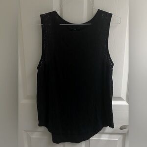 M Gap black lace tank top loose flowy goth sleeveless